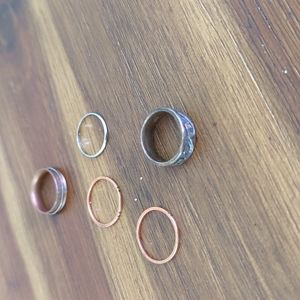 Assorted rings size 4.5-7